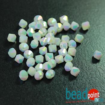 Delara MC Bead Bicone Chalk White AB2X 4mm 720 Stück
